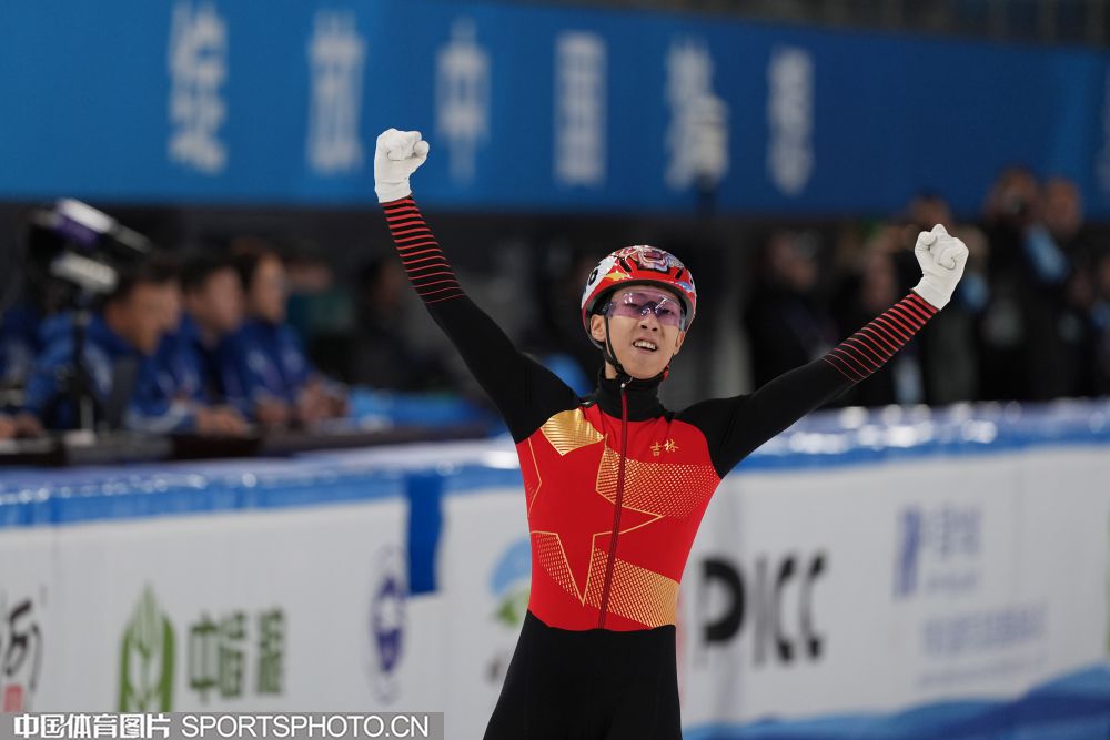 莫雷托：罗马正与曼奇尼谈续约，预计续到2030或2031年